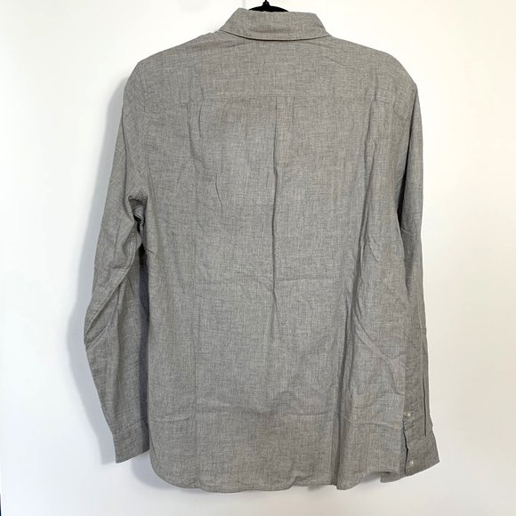 Gap NWT Standard Fit Gray Brushed Button Down Shirt Size Medium - Picture 9 of 9
